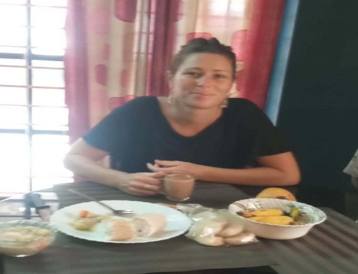 Kochi Raelyn'S Homestay מראה חיצוני תמונה